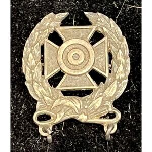 Original WWII US Army Expert Marksman Badge Pin
